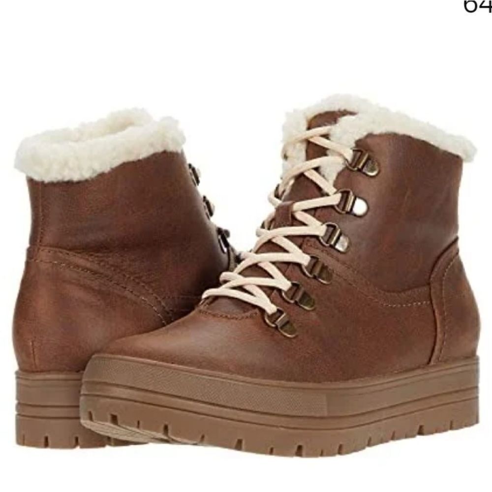 White mountain ankle boot 